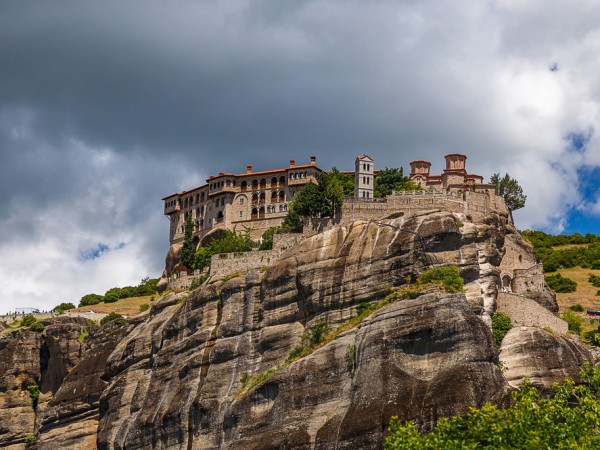 Fly & Drive to Meteora
