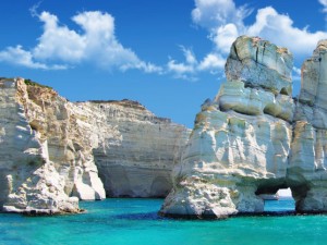 Austrian magazine praises the idyllic and romantic landscapes of Milos